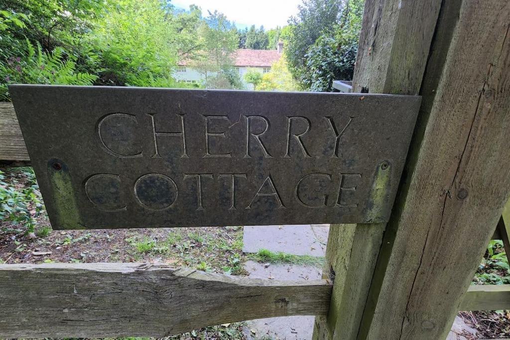 Ashdown Forest Character Cottage, 18Th Century Crowborough Ngoại thất bức ảnh