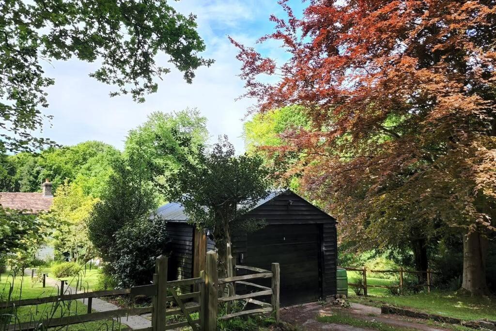 Ashdown Forest Character Cottage, 18Th Century Crowborough Ngoại thất bức ảnh